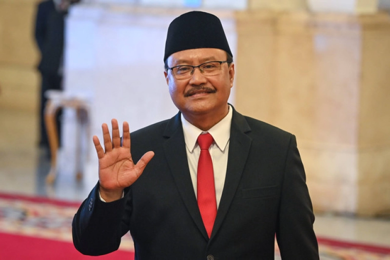 Gus Ipul Dilantik sebagai Menteri Sosial