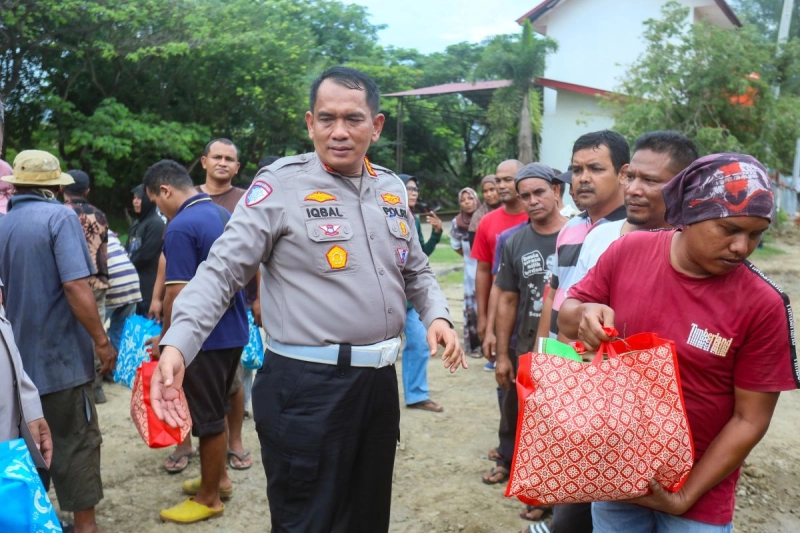 Alumni Akpol 1996 Polda Aceh Gelar Doa Bersama dan Santunan Anak Yatim