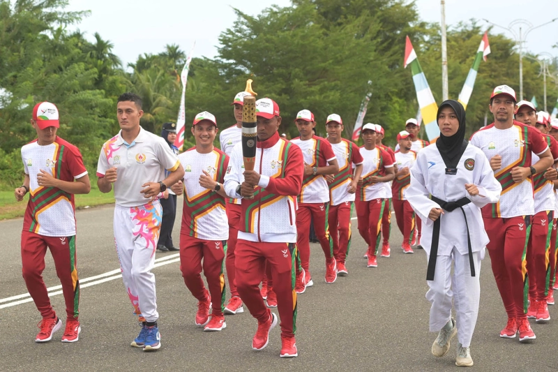 Api PON XXI Disambut Meriah di Aceh Jaya