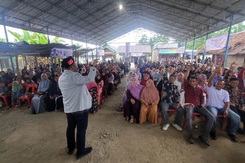 Ribuan Warga Sambut Cawagub Fadhil Rahmi di Tamiang Hulu