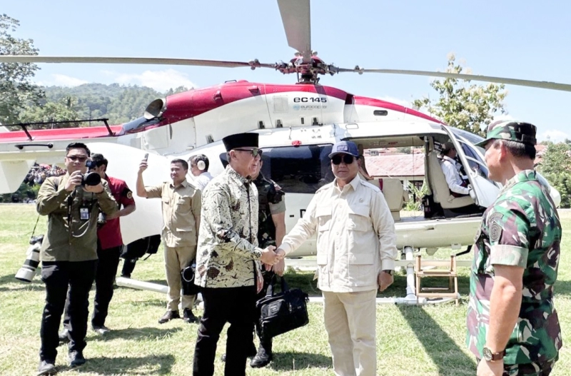 Jemput Prabowo di Helipad, Iwan Bule: Selamat Datang di Kota Kuda, Kuningan