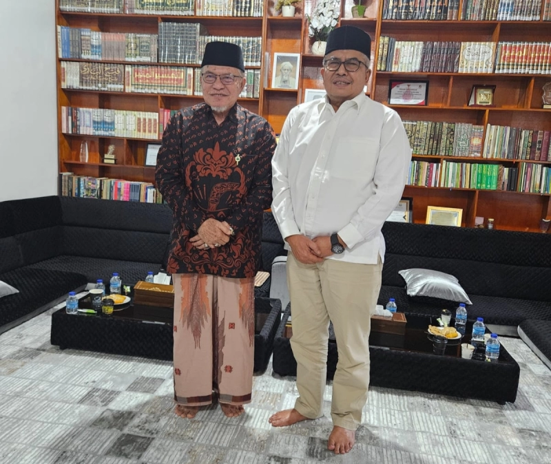 PJ Gubernur Aceh Bustami Bertemu Abu Mudi Samalanga