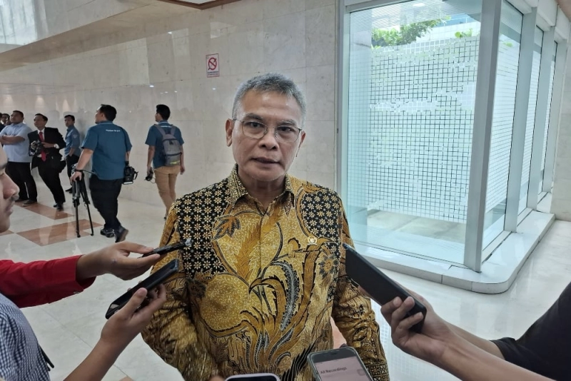 Lewat Jadi Capim KPK, Johan Budi Mundur dari PDIP dan DPR