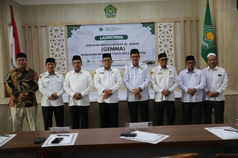 Kanwil Kemenag Aceh Luncurkan Gerakan Menulis Mushaf Al-Quran