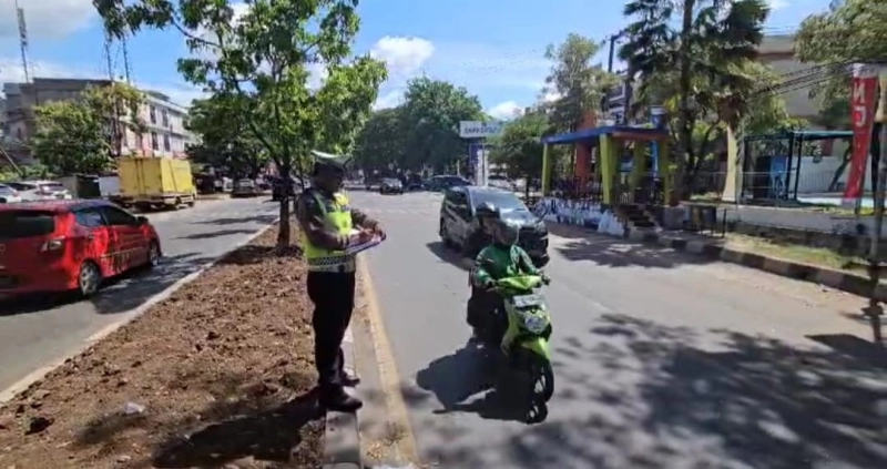 Pejalan Kaki Meninggal Ditabrak Sepeda Motor di Batoh