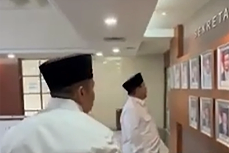 Presiden Prabowo Sidak Kantor Sekretariat Kabinet, Ada Apa?