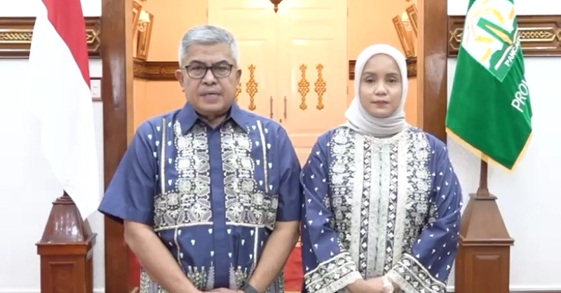 VIDEO: Pj Gubernur Aceh Bustami Hamzah dan Ibu Melliana Subarni Ucapkan Selamat Idul Fitri 1445 Hijriah  