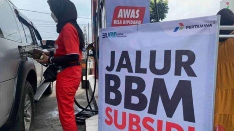 Menteri UMKM: Ojol Roda Dua Tetap Dapat BBM Subsidi