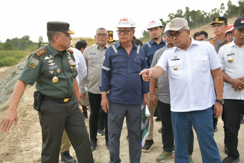 Pj Gubernur Aceh dan Pangdam Tinjau Tol Sibanceh, Minta Pembebasan Lahan Dipercepat