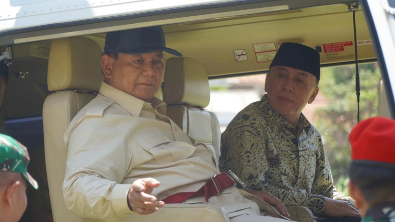 Prabowo Diframing Buruk Terkait Video Tarik Jaket Bahlil, Begini Pembelaan Iwan Bule