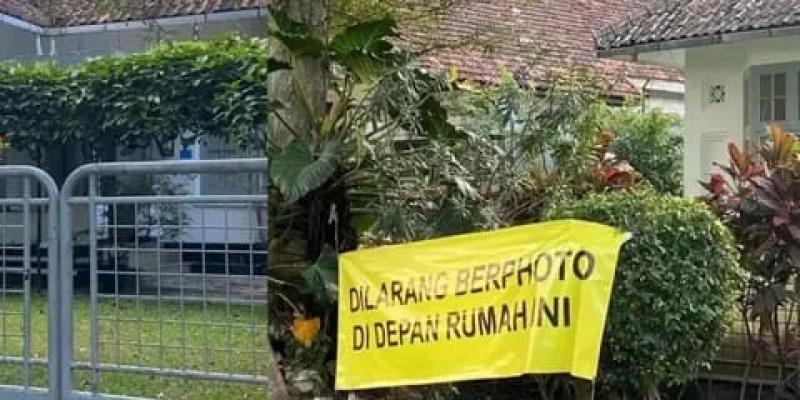 Larangan Berfoto di 