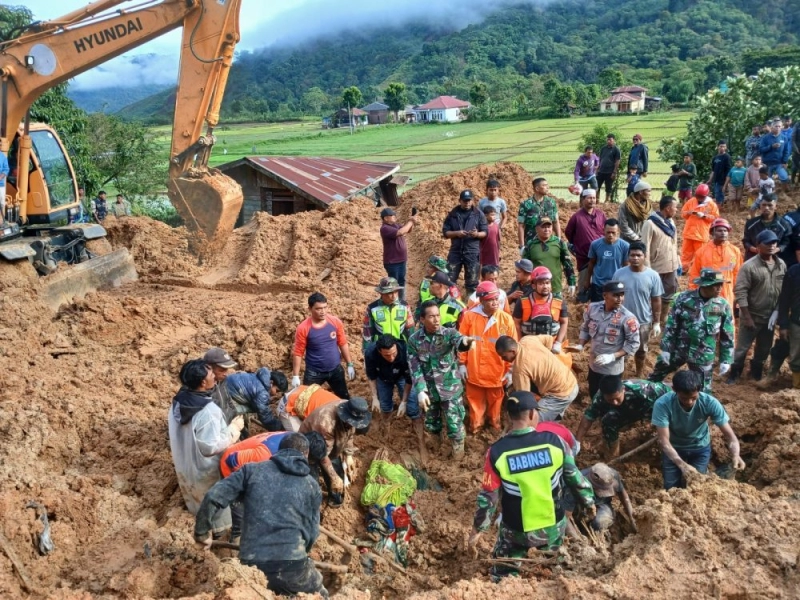 Anak Usia 5 Tahun di Aceh Tengah Tewas Tertimbun Longsor Bersama Kakak dan Ayah-Ibunya