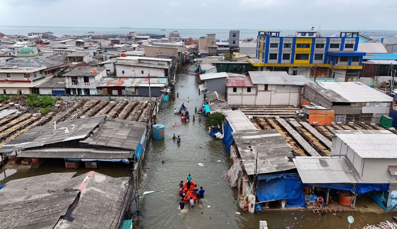 Waspada Banjir Rob, Masyarakat Wilayah Pesisir Jakarta Diimbau Siaga hingga 3 Januari 2025