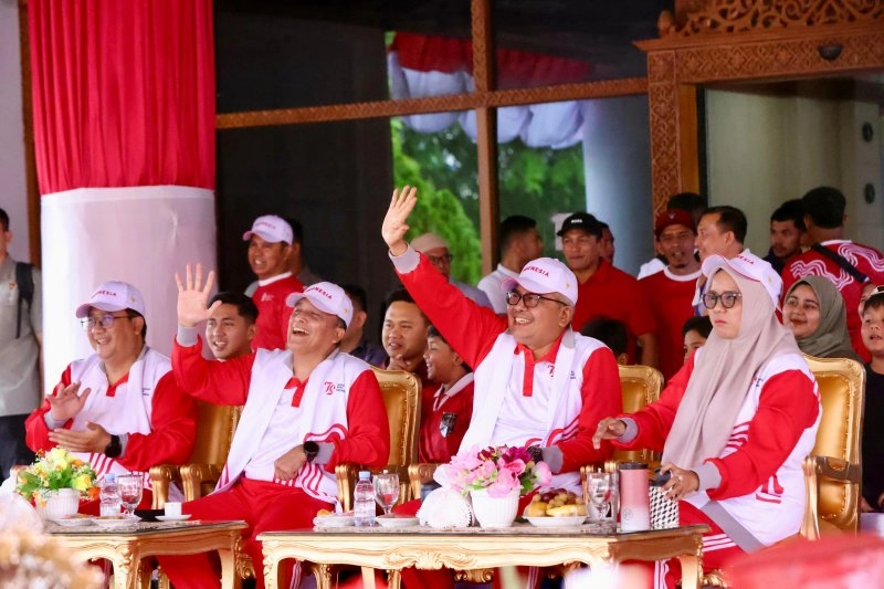 Keren! Pj Gubernur Aceh Bustami dan Forkopimda Terkesima Pawai Kemerdekaan Bersama Ribuan Warga