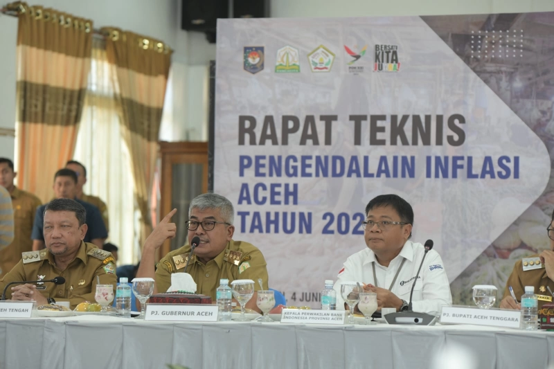 Pj Gubernur Ikuti Rapat Pengendalian Inflasi Aceh di Takengon