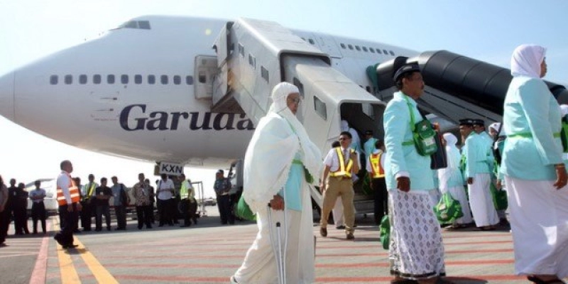 Mesin Pesawat Jamaah Haji Kloter 5 Makassar Rusak, Kemenag Minta Garuda Indonesia Profesional