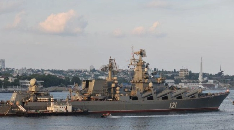 Latihan Tempur, Empat Kapal Perang Rusia Merapat di Tanjung Perak Surabaya