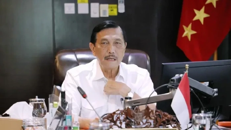 Luhut Sebut Mulai 2027 Skema BBM Subsidi Diganti Bantuan Langsung Tunai