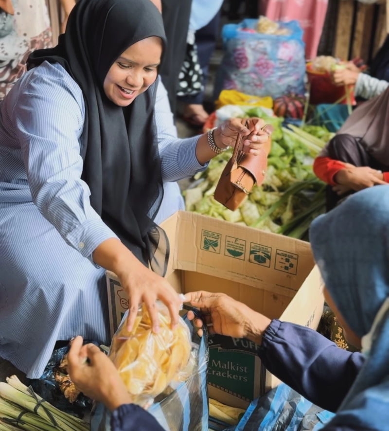 Pantau Meugang, Mellani Subarni Kunjungi Pasar Banda Aceh dan Aceh Besar