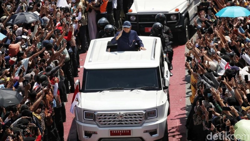 Prabowo Larang Menteri & Eselon I Pakai Mobil Impor, Harus Buatan Pindad.