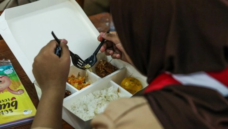 Berlangsung Serentak di 190 Titik, Program Makan Bergizi Gratis Jadi Sejarah Baru Indonesia