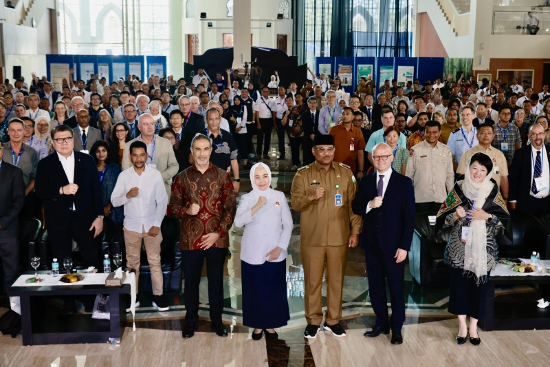 Pj Gubernur Safrizal Ajak Dunia Perkuat Peringatan Dini Tsunami dalam Simposium UNESCO