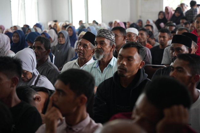 Foto-foto Cagub Bustami Hamzah dan Apa Karya Silaturahmi dengan Eks Kombatan GAM dan Relawan