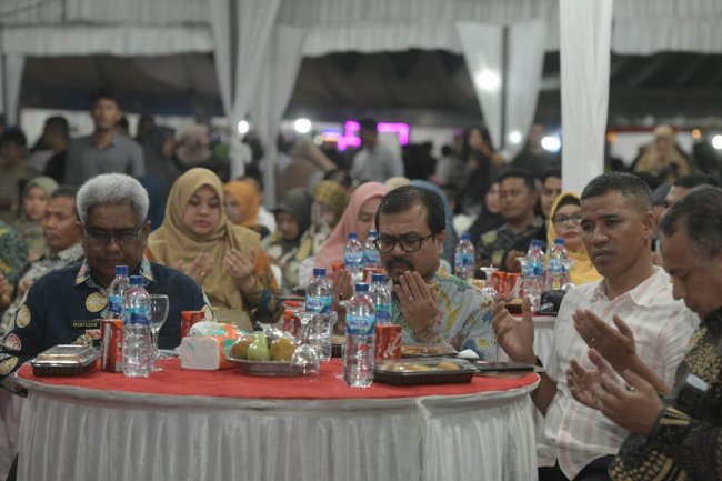 Foto Pj Sekda Buka Pameran dan Bazar Produk UMKM Aceh 