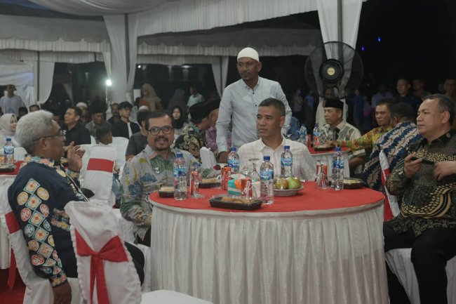 Foto Pj Sekda Buka Pameran dan Bazar Produk UMKM Aceh 