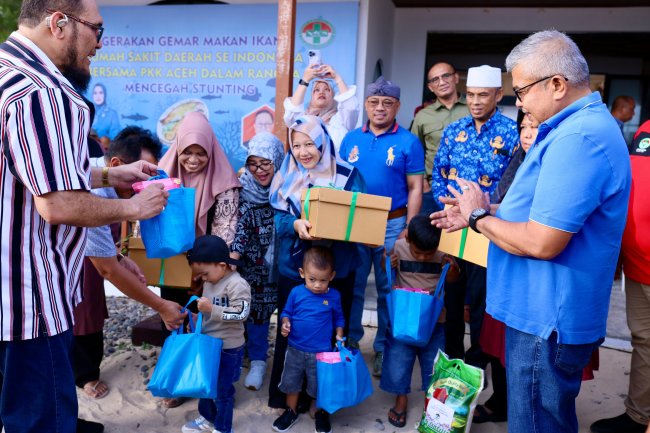 Pj Gubernur Aceh Bustami Hamzah Ajak Masyarakat Cegah Stunting dengan Gemar Makan Ikan