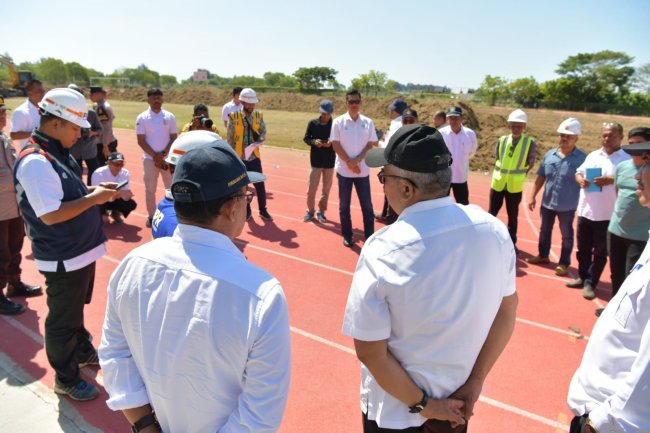 Foto-foto Pj Gubernur Aceh Tinjau Venue PON di Pidie 